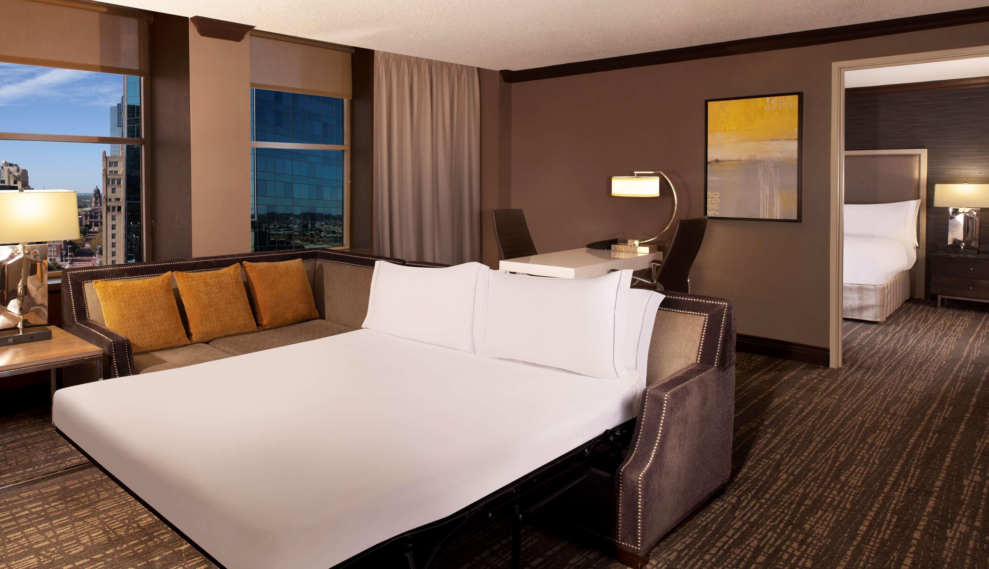 Hilton Fort Worth Esterno foto