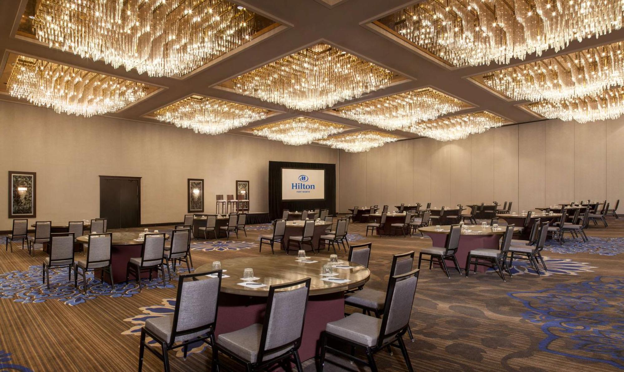 Hilton Fort Worth Esterno foto